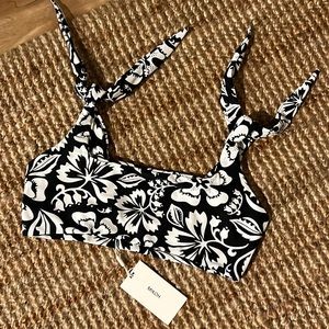 MIKOH JAMAICA Tie Top in Luau Night NWT size L